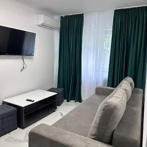 Apartament 3 Trapezului, Bucureşti
